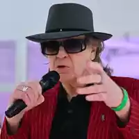Udo Lindenberg muss seine krankheitsbedingte Auszeit verlängern und hat einen Termin in Calw abgesagt. (Archivfoto) - Foto: Bernd Weißbrod/dpa