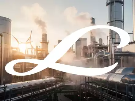 Moderne Industrieanlage bei Sonnenuntergang als Symbol für nachhaltige Energiewirtschaft. - Foto: über boerse-global.de