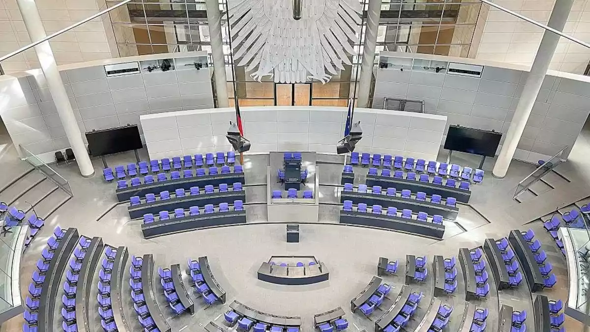 Bericht: Union muss für Fraktionssitzung in Plenarsaal ausweichen