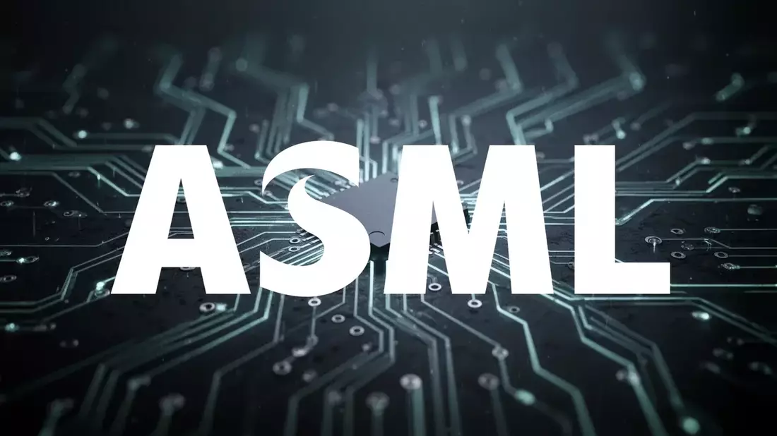 ASML High-NA EUV Enters Mass Production at Intel, Stock Stays Flat Despite Record Guidance