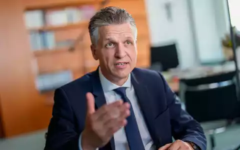 Thorsten Frei soll die Unionsfraktion künftig anführen. (Archivbild) - Foto: Michael Kappeler/dpa