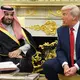 Der saudi-arabische Kronprinz bin Salman und US-Präsident Trump demonstrieren Nähe. (Archivbild) - Bild: Evan Vucci/AP/dpa