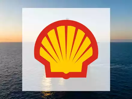 Moderne Offshore-Ölplattform bei Sonnenuntergang über dem offenen Meer. - Foto: über boerse-global.de