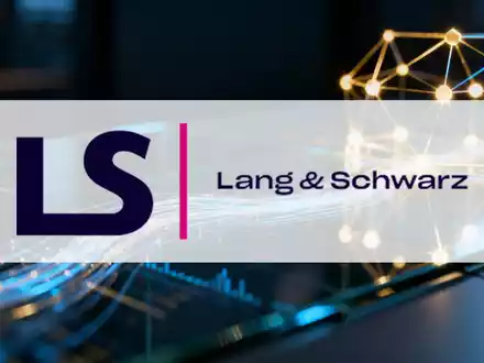 Abstrakte Darstellung von Finanzmärkten und Hochfrequenzhandel mit leuchtenden Lichtknoten und Datenströmen. - Foto: über boerse-global.de