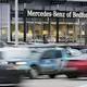 Senatoren versicherten, dass sie kein Verkaufsverbot für Mercedes-Autos anstrebten. (Archivbild) - Bild: Sue Ogrocki/AP/dpa
