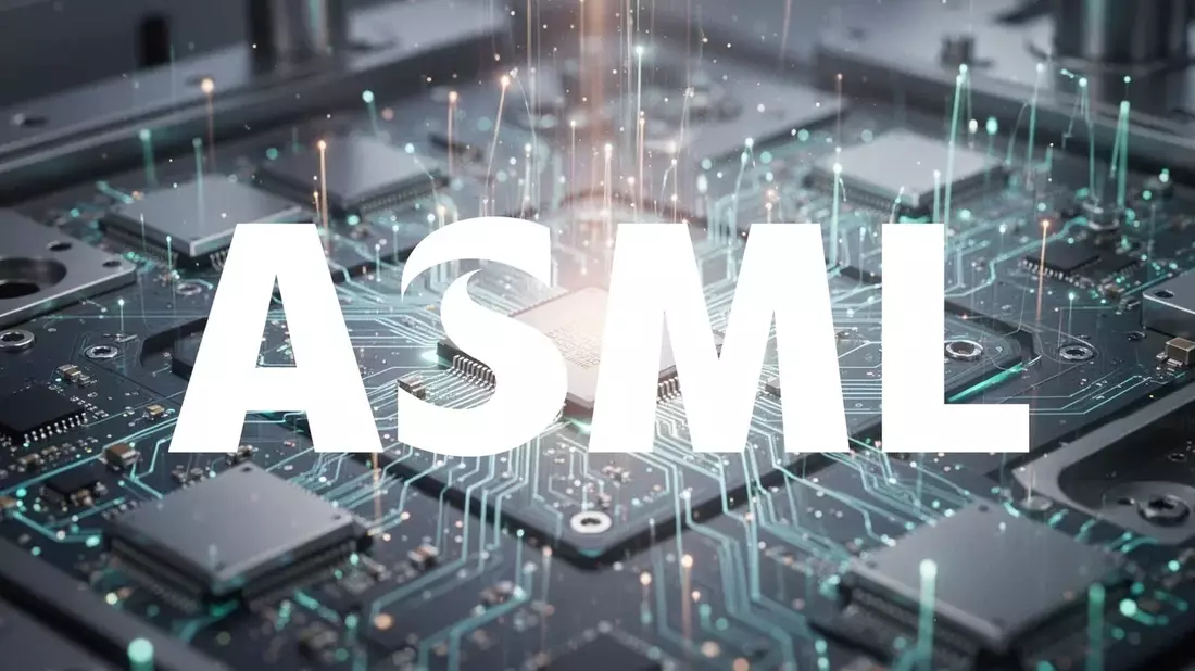 ASML Shares Dip 10% from High as €400M EUV Machine Parts Arrive, Retention Bonus Drafted