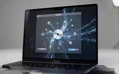 Nahaufnahme eines modernen Computerbildschirms mit Datenträgerverwaltung, digitale Datenspeicherung. - Foto: über boerse-global.de
