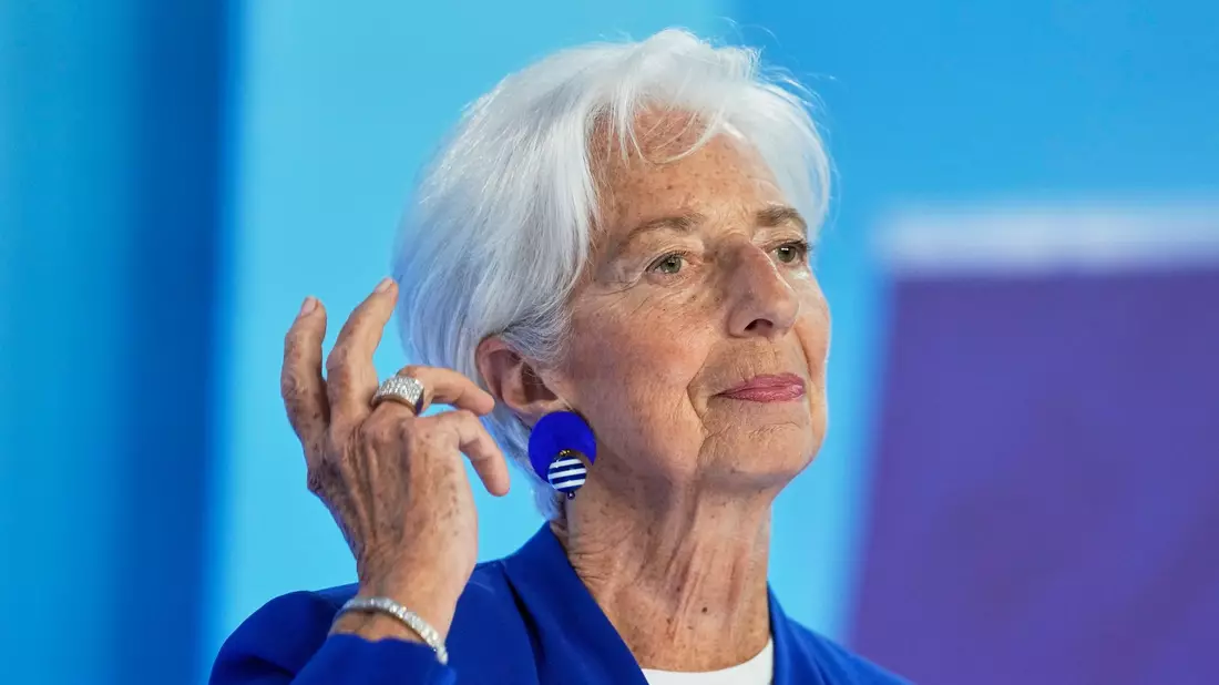 EZB-Präsidentin Christine Lagarde betont angesichts der vielen Krisen und Konflikte immer wieder die Handlungsfähigkeit der Notenbank. (Archivbild) - Bild: Michael Probst/AP/dpa