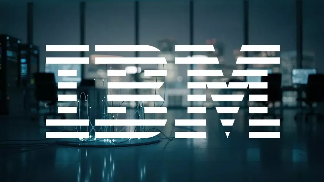 IBM en encrucijada: caída de mainframes lastra acción pese a récord en software e IA