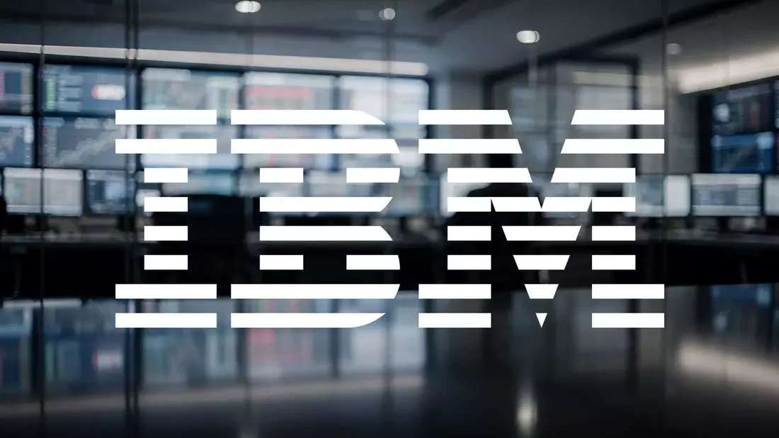 IBM Aktie: Erholung nach Rekord-Crash und Vertrauensfrage