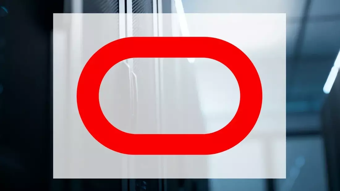 Oracle Stock Plunges 4.4% Near 52-Week Low on Wisconsin Collateral Demand