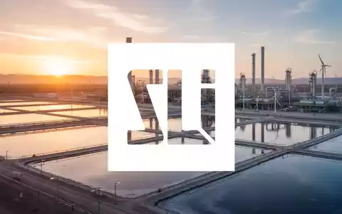Moderne Lithium-Extraktionsanlage mit Verdunstungsbecken bei Sonnenuntergang - Foto: über boerse-global.de
