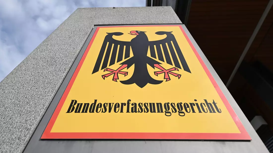 Das Gericht hat sich mit Visabegehren im Zusammenhang mit dem Aufnahmeprogramm «Menschenrechtsliste» beschäftigt. (Archivbild) - Bild: Uli Deck/dpa