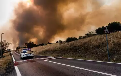 Befürchtet wird, dass sich die Brände in Spanien noch ausweiten. - Foto: Carlos Luján/EUROPA PRESS/dpa