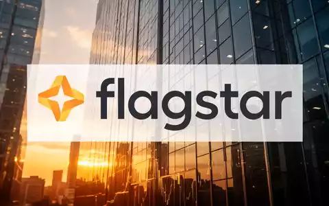 Moderne Glasfassade eines Bürogebäudes im goldenen Sonnenlicht als Symbol für finanziellen Aufschwung. - Foto: über boerse-global.de