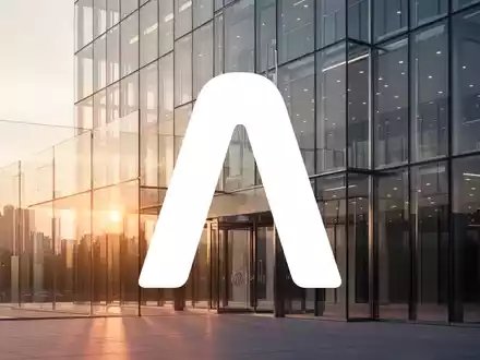 Moderne Bankarchitektur bei Sonnenuntergang als Symbol für finanzielle Stabilität und Wachstum - Foto: über boerse-global.de