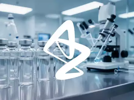 Abstrakte Darstellung eines modernen pharmazeutischen Labors mit Fokus auf wissenschaftliche Forschung. - Foto: über boerse-global.de