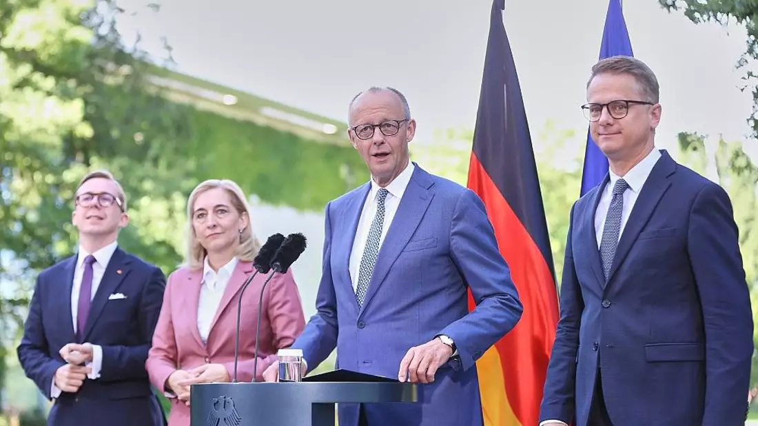 Verfassungsrechtler sieht verzögerte Minister-Vereidigung kritisch