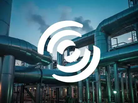Moderne Industrieanlage zur CO2-Abscheidung bei Dämmerung, symbolisiert Fortschritt in der Dekarbonisierung. - Foto: über boerse-global.de