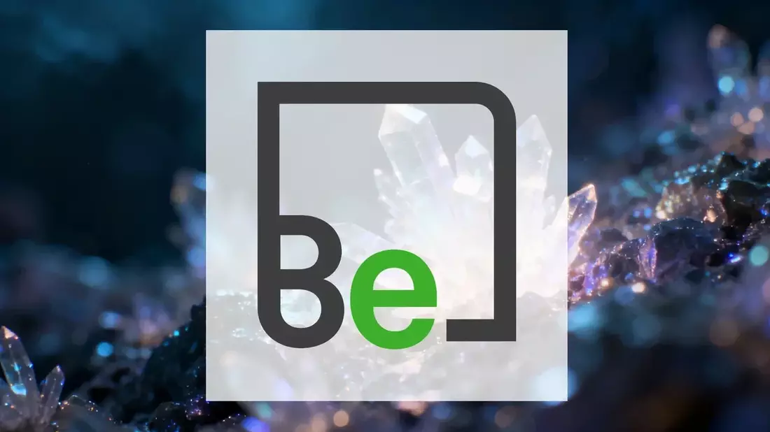 Bloom Energy Stock Plunges 42% Despite AI Data Center Boom and Rapid Power Deployment