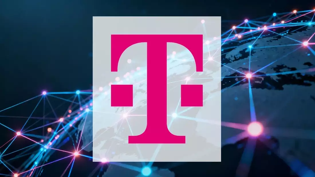 Deutsche Telekom Stock Rebounds as T-Mobile US Cashflow Upgrade Offsets Revenue Miss
