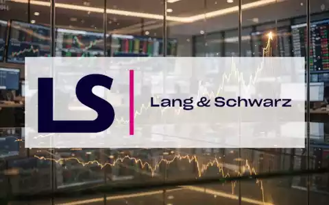 Abstrakte Darstellung von Finanzmärkten und Börsenerfolg mit goldenem Licht. - Foto: über boerse-global.de