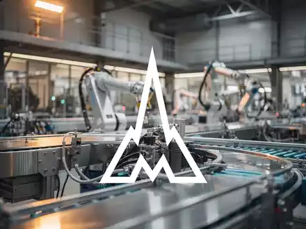 Abstrakte Darstellung einer modernen Industrieanlage mit Fokus auf mechanische Präzision und technisches Wachstum. - Foto: über boerse-global.de