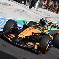 Lando Norris durchbricht die Mercedes-Dominanz. - Foto: Attila Kisbenedek/Pool AFP/AP/dpa