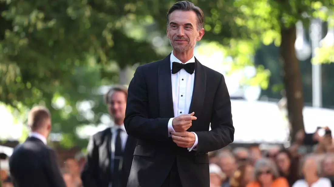 Moderator Florian Silbereisen feierte auch das Bayreuther Jubiläum mit. - Bild: Karl-Josef Hildenbrand/dpa