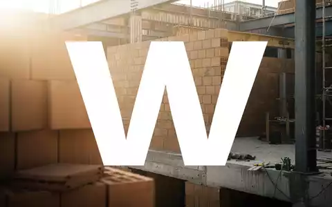 Abstrakte Darstellung der Baubranche mit hochwertigem Mauerwerk und architektonischen Texturen im goldenen Licht. - Foto: über boerse-global.de