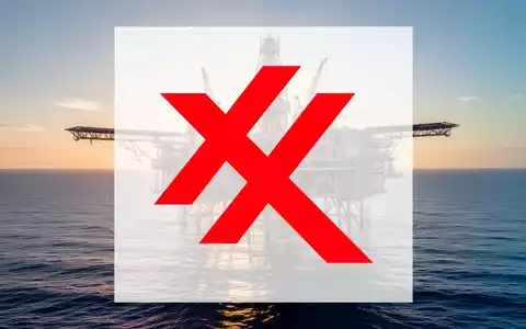 Moderne Offshore-Ölplattform vor der Küste bei Sonnenaufgang, symbolisiert die Energieindustrie. - Foto: über boerse-global.de
