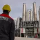 Viele Unternehmen bewerten die wirtschaftlichen Rahmenbedingungen in Deutschland kritisch. (Archivbild)  - Bild: Jan Woitas/dpa