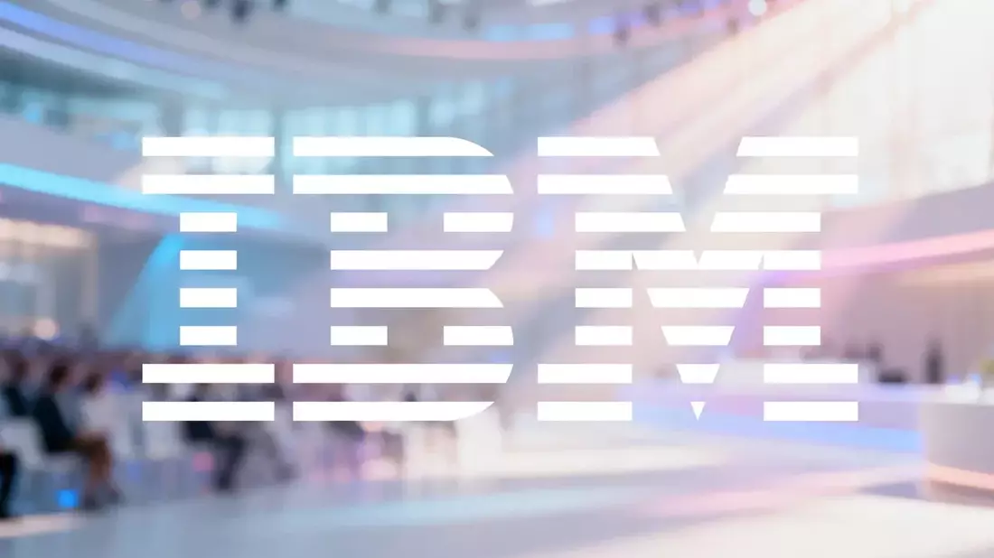 IBM sufre su peor semana: mainframe cae 42% y acción toca mínimo de 52 semanas