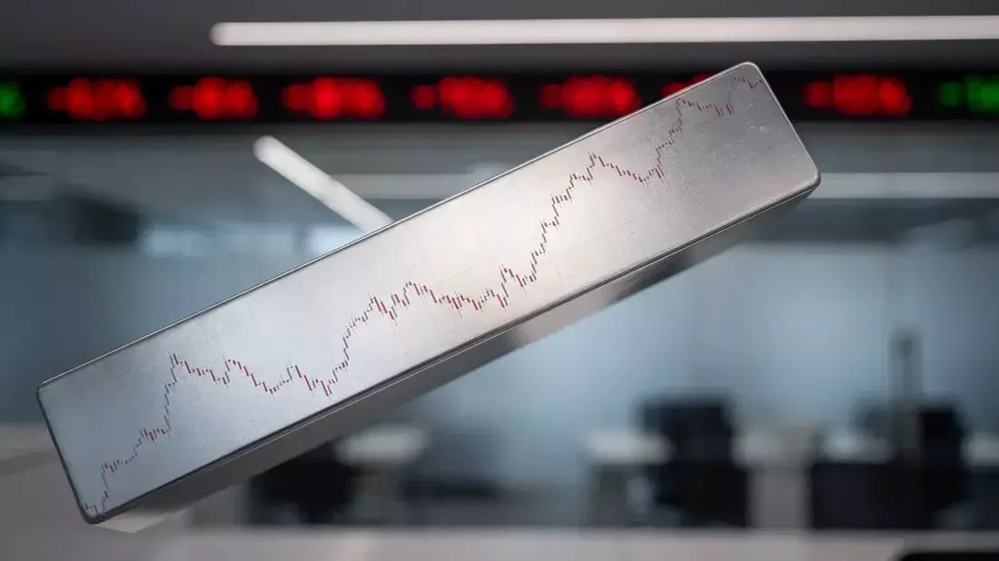 Silver Price Outlook: Supply Deficit vs Solar Thrifting in 2026