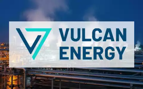 Moderne Industrieanlage zur Lithiumgewinnung in einer atmosphärischen Dämmerung als Symbol für den Erneuerbare-Energien-Sektor - Foto: über boerse-global.de
