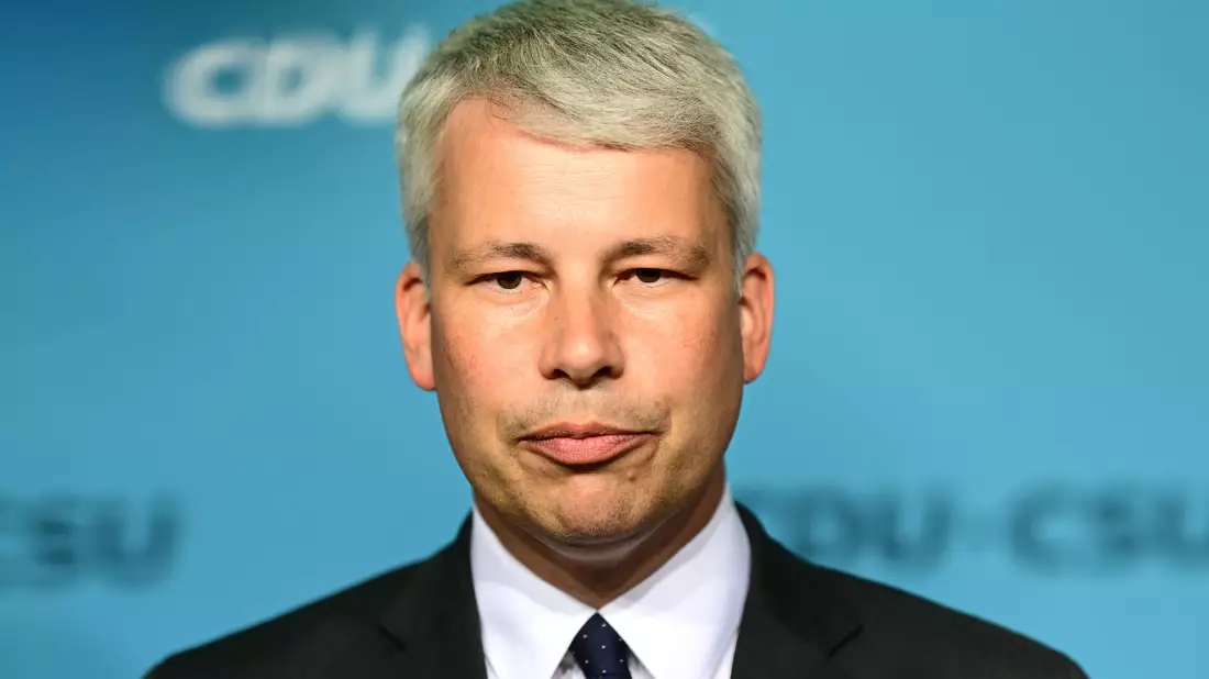 Steffen Bilger hat gute Chancen, ins Kabinett aufzusteigen. - Bild: Sebastian Gollnow/dpa