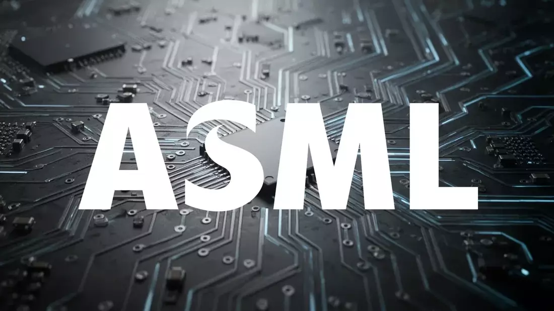 ASML Boosts 2026 Revenue Forecast 16% on AI Chip Tool Demand Surge