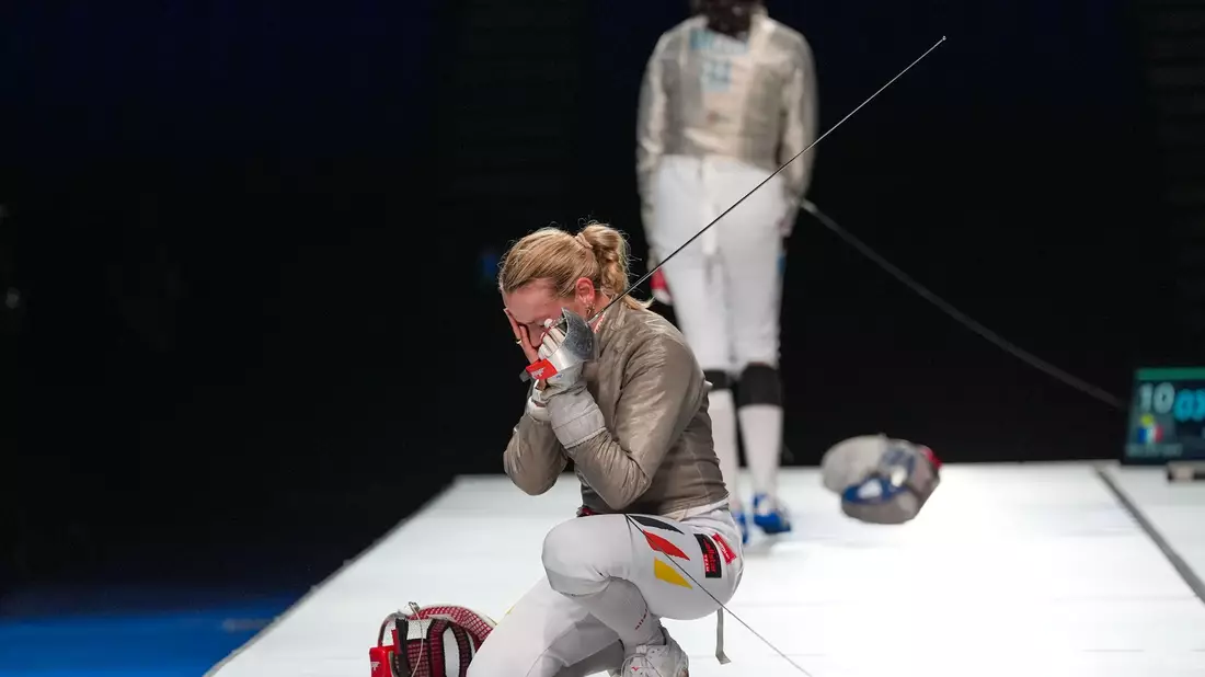 Die Säbelfechterin beendete damit lange titellose Jahre für das deutsche Team. - Bild: Luca Pagliaricci/Bizzi Team/Deutscher Fechter-Bund/dpa