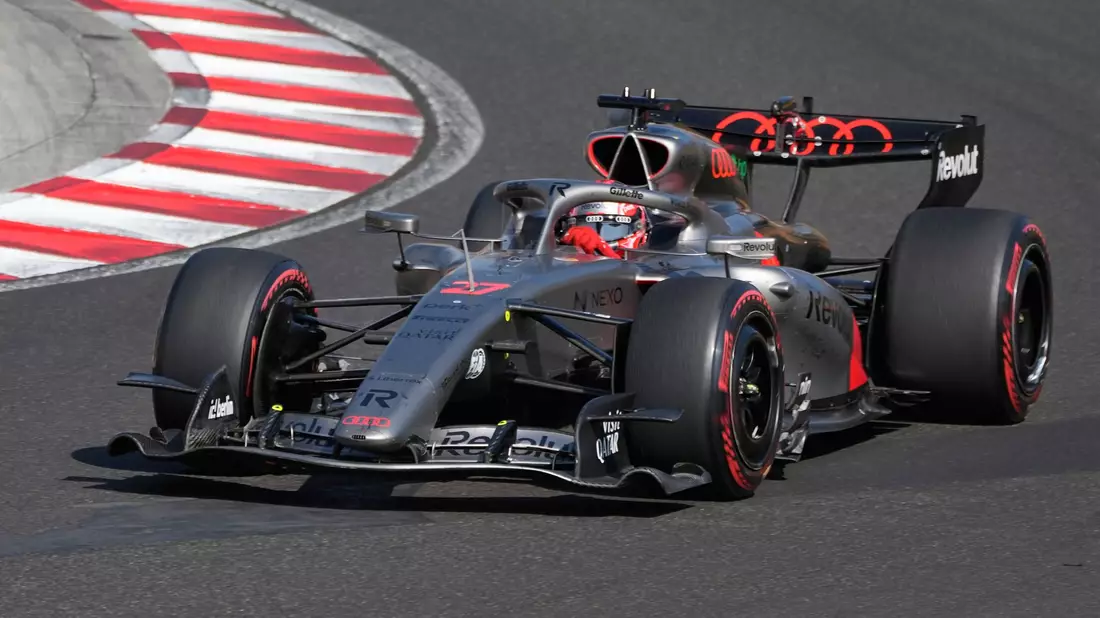 Nico Hülkenberg holt seine ersten Punkte für Audi. - Bild: Darko Bandic/AP/dpa