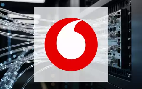 Abstrakte Darstellung moderner Glasfaser-Infrastruktur und digitaler Vernetzung in einem professionellen Umfeld. - Foto: über boerse-global.de