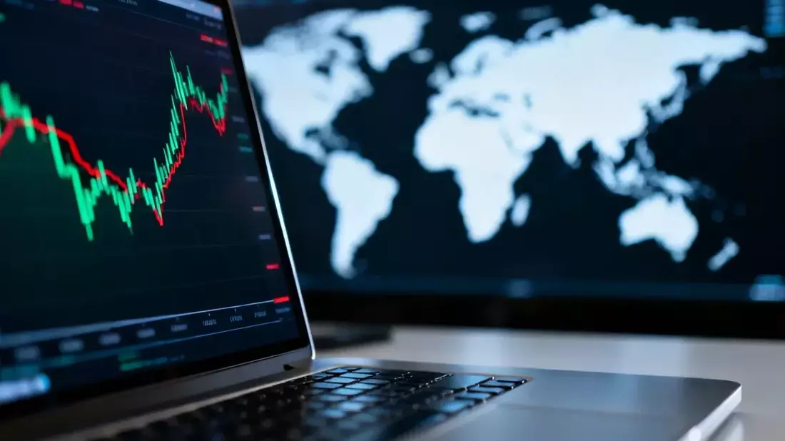 Vanguard All-World ETF Fee Cut to 0.14% as Price War Intensifies
