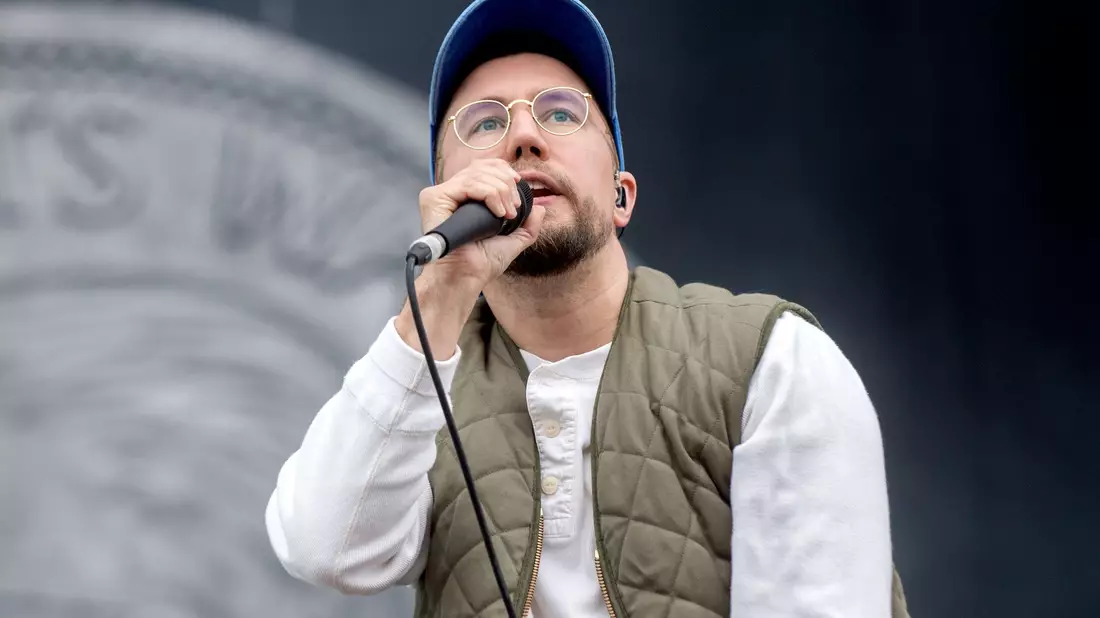 Prinz Pi: «Ich komme aus der Generation, da hat man noch sein Geld verdient, indem man Alben verkauft hat, auf CD.» (Archivbild) - Bild: Hauke-Christian Dittrich/dpa