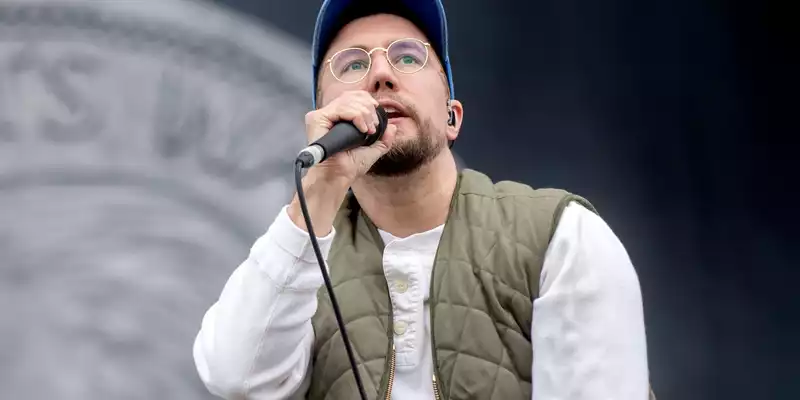 Prinz Pi: «Ich komme aus der Generation, da hat man noch sein Geld verdient, indem man Alben verkauft hat, auf CD.» (Archivbild) - Foto: Hauke-Christian Dittrich/dpa