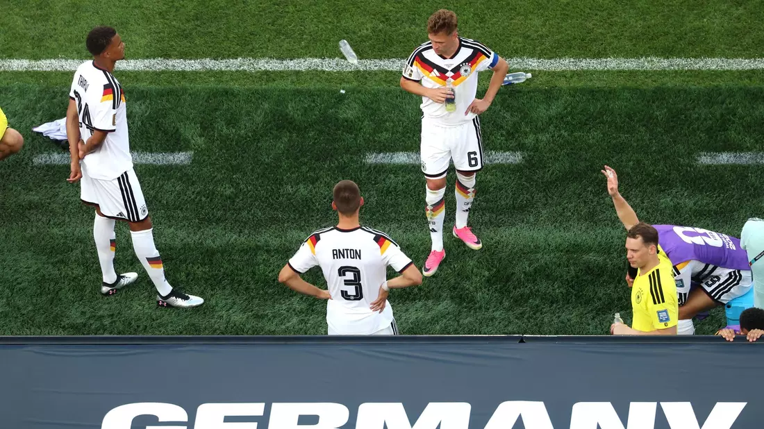 Die WM-Enttäuschung liegt vier Wochen zurück. (Archivbild) - Bild: Jan Woitas/dpa