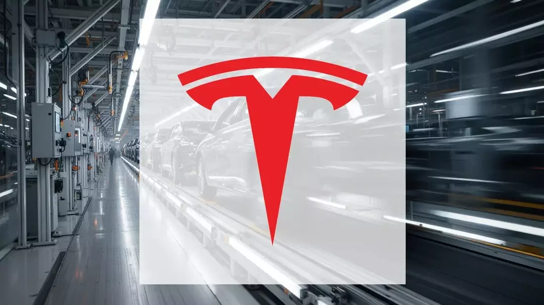 Tesla Stock Plunges 30% in 2025 as Robotaxi Stalls and Cash Burn Accelerates