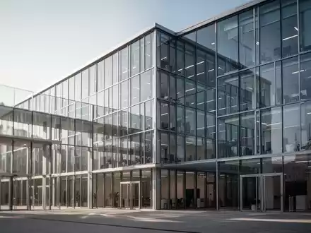 Modernes Bürogebäude in Berlin, das deutsche Regierungs- und Verwaltungseinrichtungen repräsentiert. - Foto: über boerse-global.de