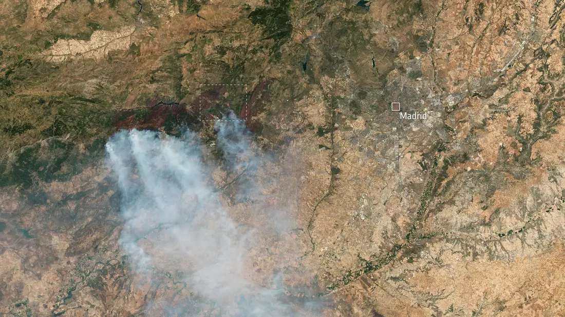 Riesige Naturflächen sind von den Bränden in Spanien betroffen. - Bild: Handout / Berlin/ESA/dpa