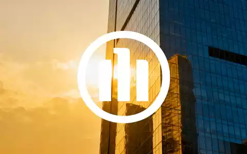 Moderne Glasfassade eines Wolkenkratzers in einem internationalen Finanzzentrum bei Sonnenaufgang. - Foto: über boerse-global.de