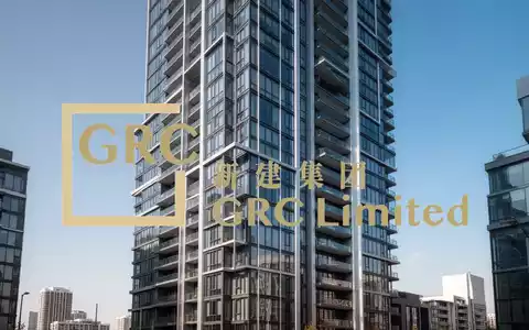Moderne Hochhausfassade eines Wohngebäudes vor blauem Himmel - Foto: über boerse-global.de