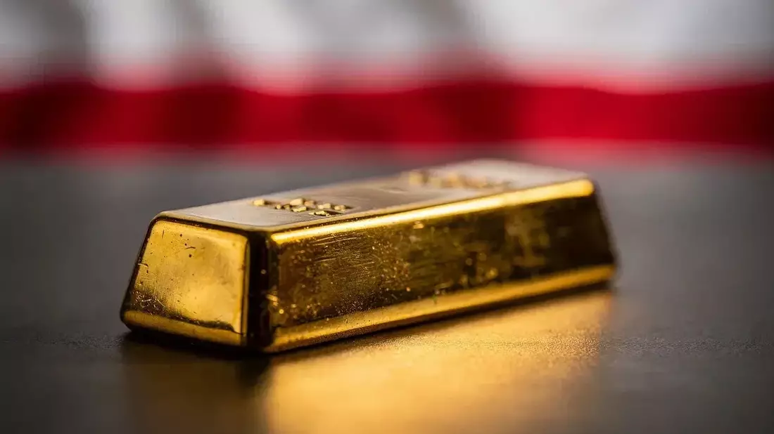 Oro en vilo ante decisión clave de la Fed con Warsh y caída del petróleo